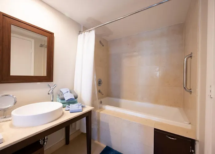 Inredible View -Luxury Unit At The W Brickell